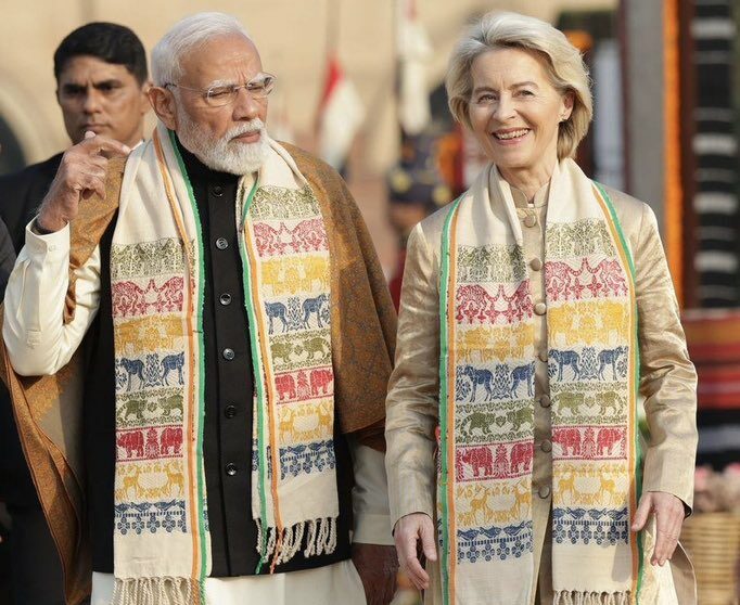 Ursula von der Leyen a încheiat „mama tuturor acordurilor“ cu India. Ce presupune și când va intra în vigoare. Taxele la autovehicule, reduse la 10% Ursula von der Leyen a încheiat „mama tuturor acordurilor“ cu India. Ce presupune și când va intra în vigoare. Taxele la autovehicule, reduse la 10%