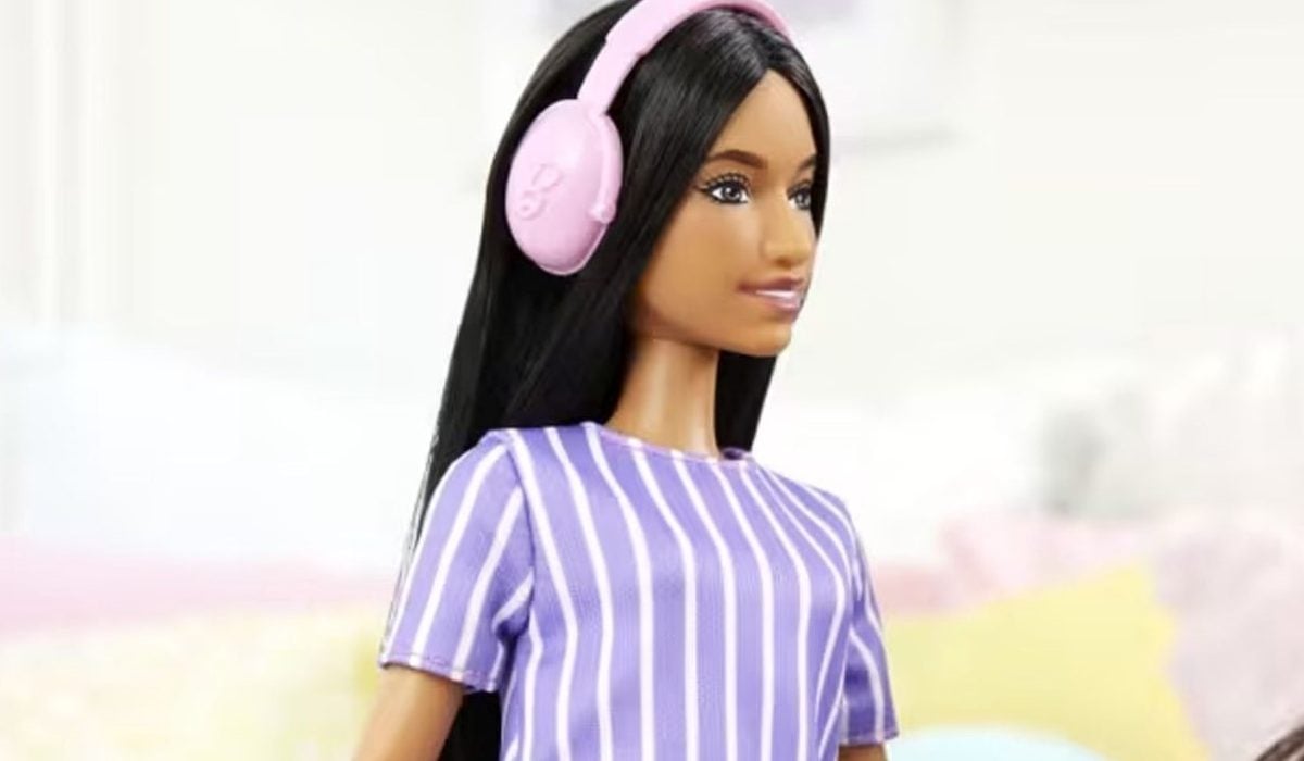 Mattel a lansat prima păpușă Barbie cu autism. Care este scopul jucăriei Mattel a lansat prima păpușă Barbie cu autism. Care este scopul jucăriei