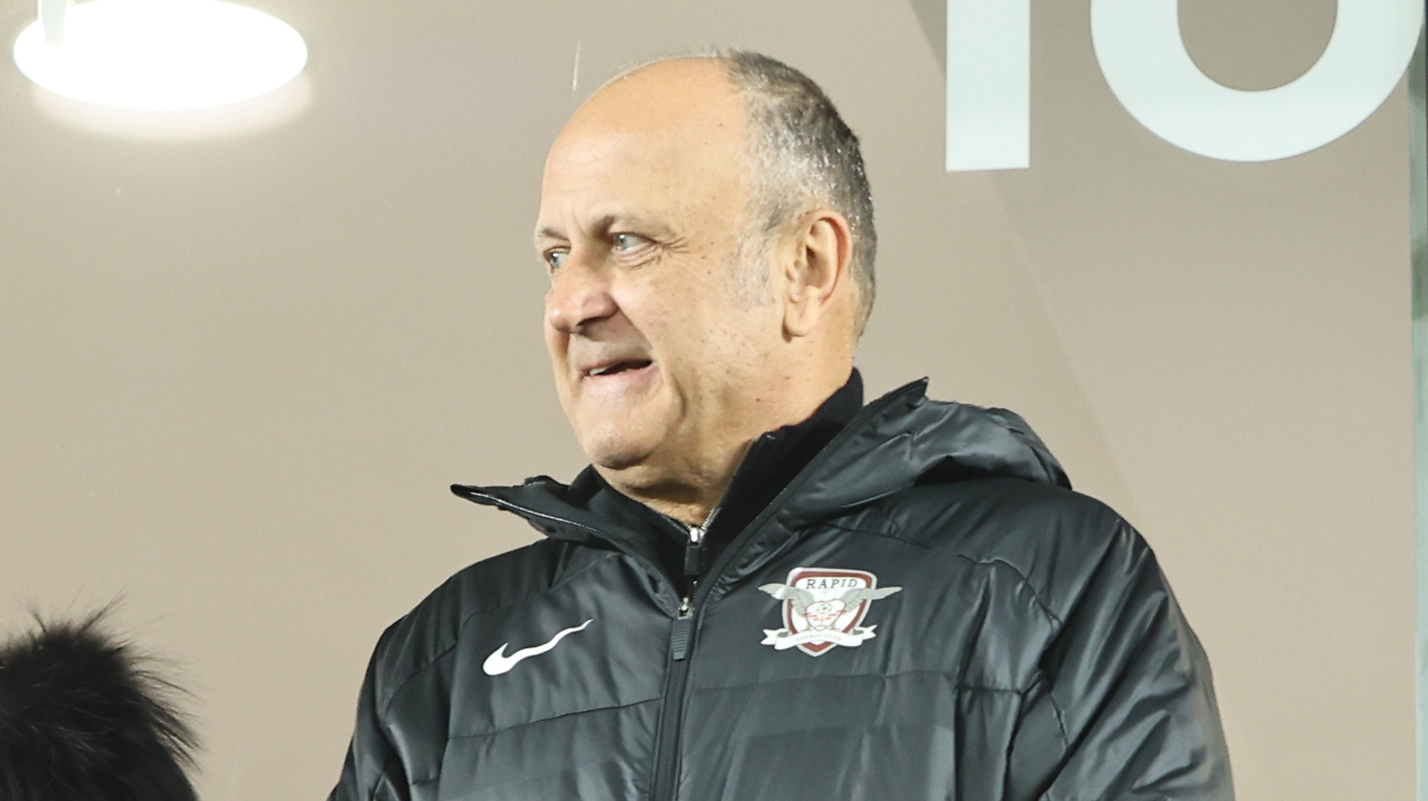 Dan Șucu a plătit 900.000 de euro pentru transfer, dar Costel Gâlcă l-a trecut pe linie moartă la Rapid Dan Șucu a plătit 900.000 de euro pentru transfer, dar Costel Gâlcă l-a trecut pe linie moartă la Rapid