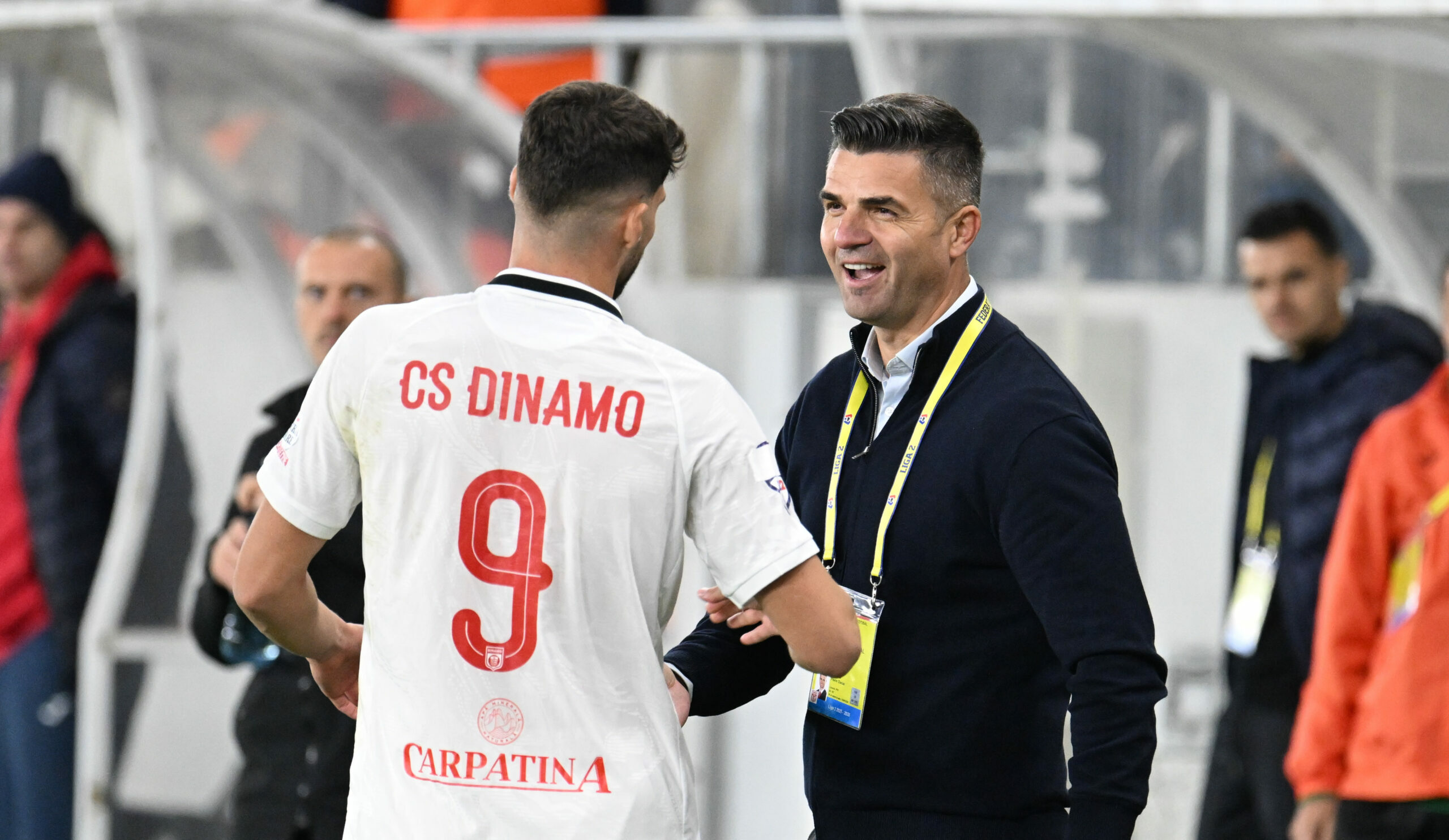 Loviturile lui Florin Bratu! A făcut 11 transferuri la Dinamo dintr-un foc Loviturile lui Florin Bratu! A făcut 11 transferuri la Dinamo dintr-un foc