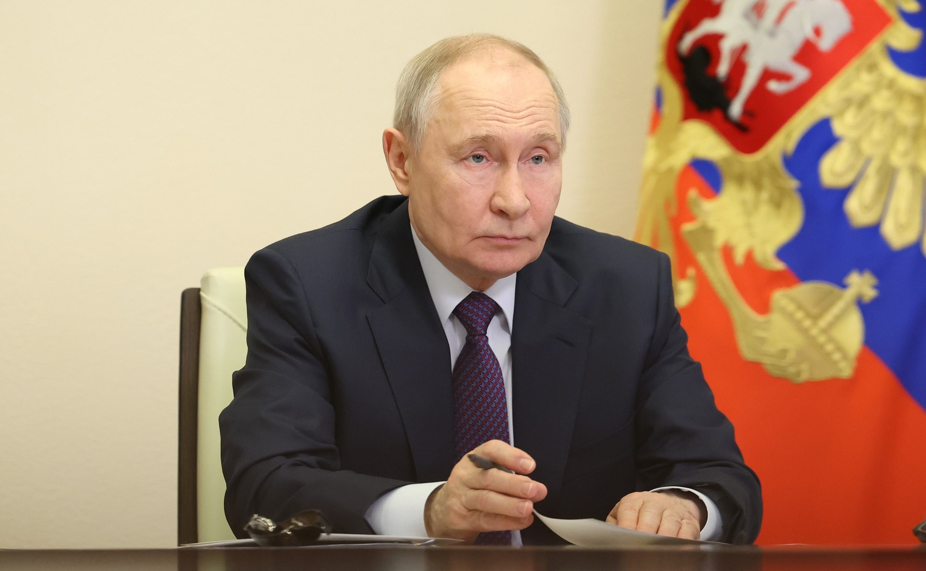 Putin avertizează că aderarea la Uniunea Europeană este „pur și simplu imposibilă” pentru Armenia. Ce argumente aduce liderul de la Kremlin