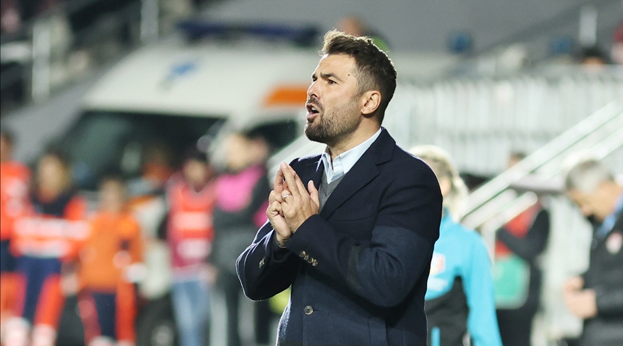 Revenirea antrenorului la echipa din Superliga l-a făcut pe Adi Mutu să răbufnească