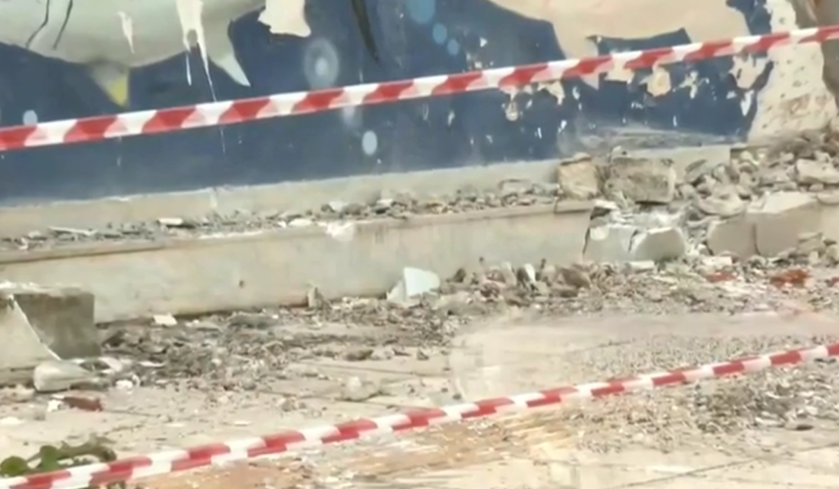 O mamă a fost ucisă de un balcon prăbușit în fața copiilor săi, în Grecia