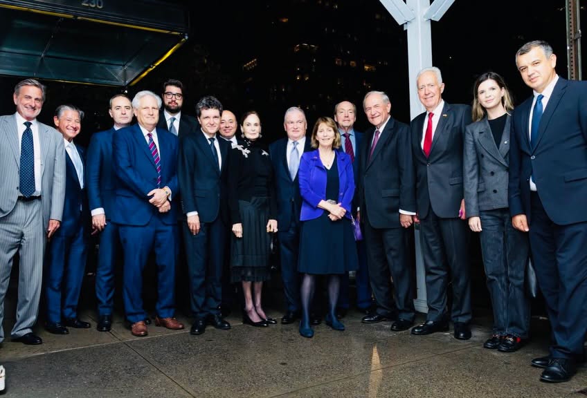 Alianța îl întâmpină pe președintele Nicușor Dan la New York, înaintea Adunării Generale a Organizației Națiunilor Unite Alianța îl întâmpină pe președintele Nicușor Dan la New York, înaintea Adunării Generale a Organizației Națiunilor Unite